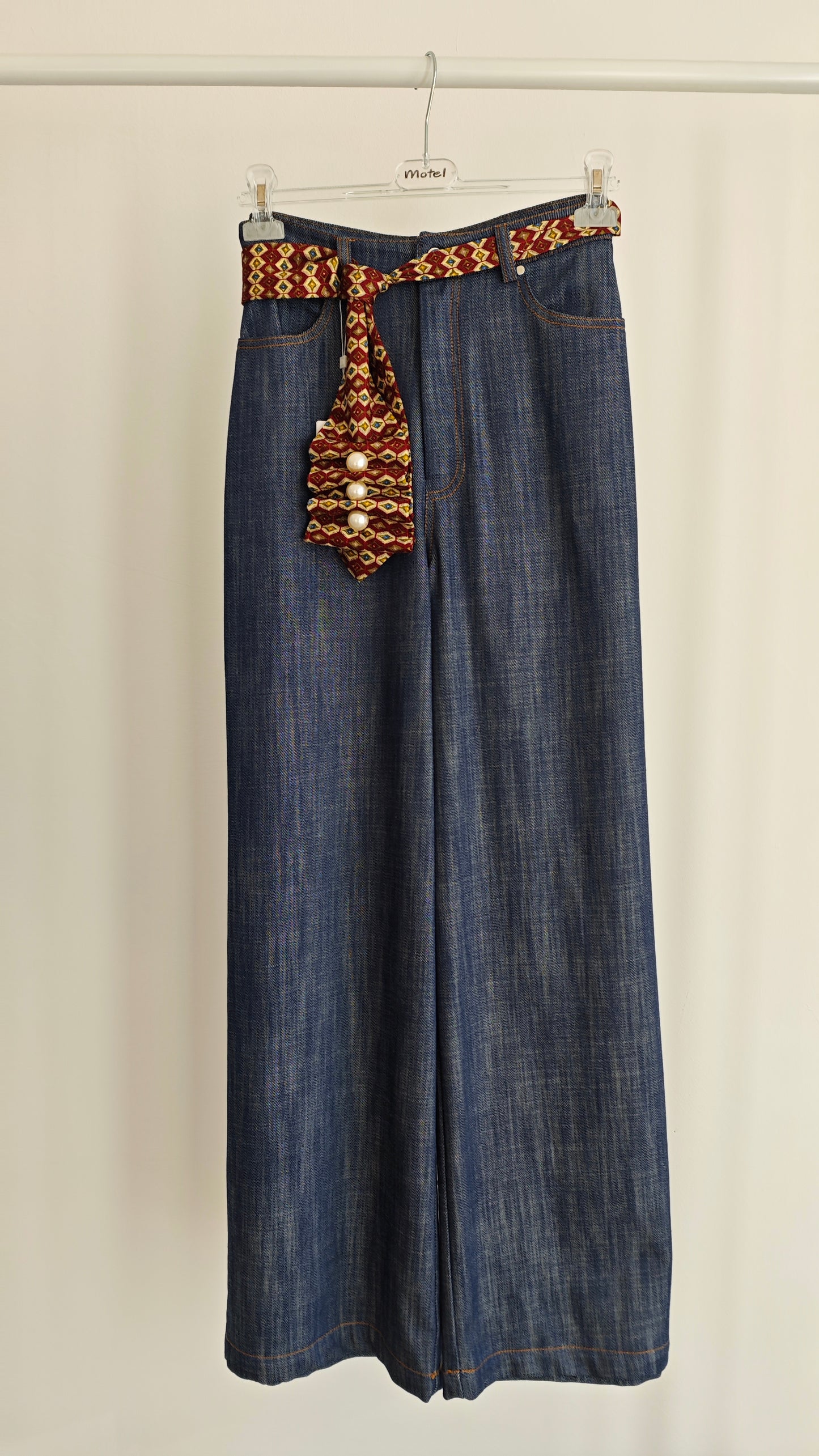 Pantalone effetto Jeans blu vita alta a palazzo con cintura Cravatta -50%