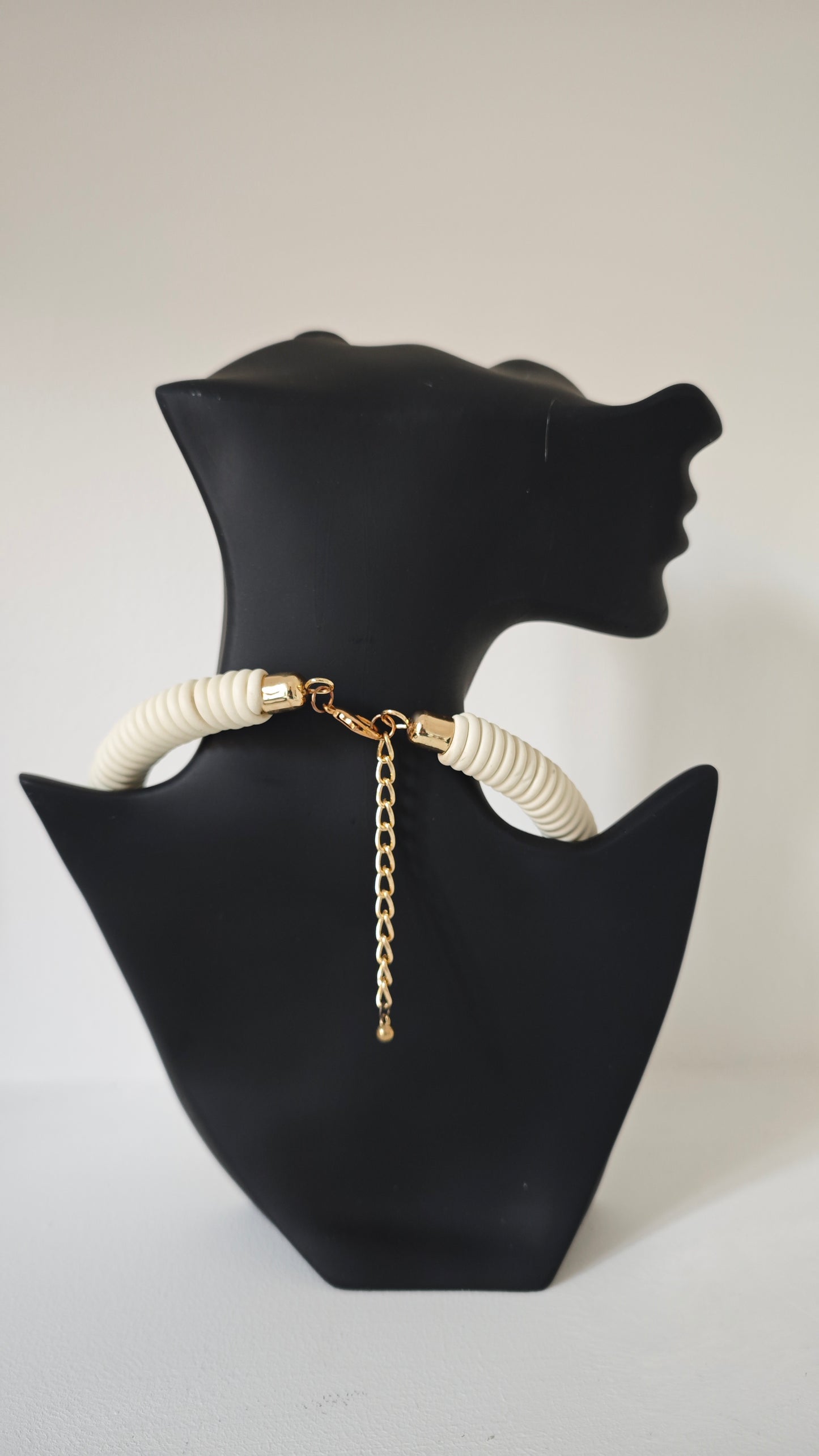 Collana in Gomma