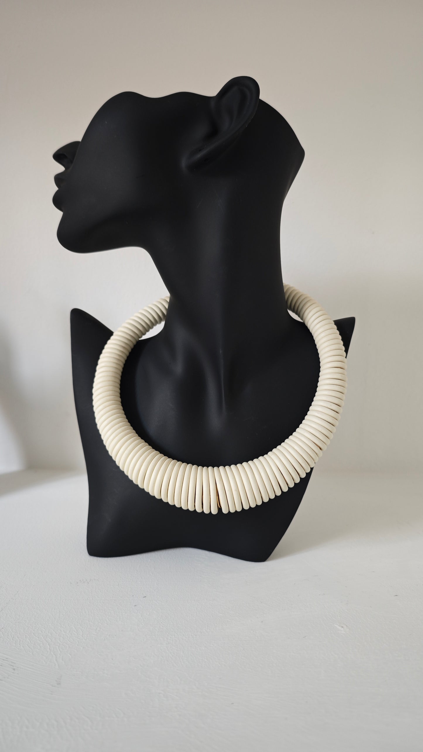 Collana in Gomma