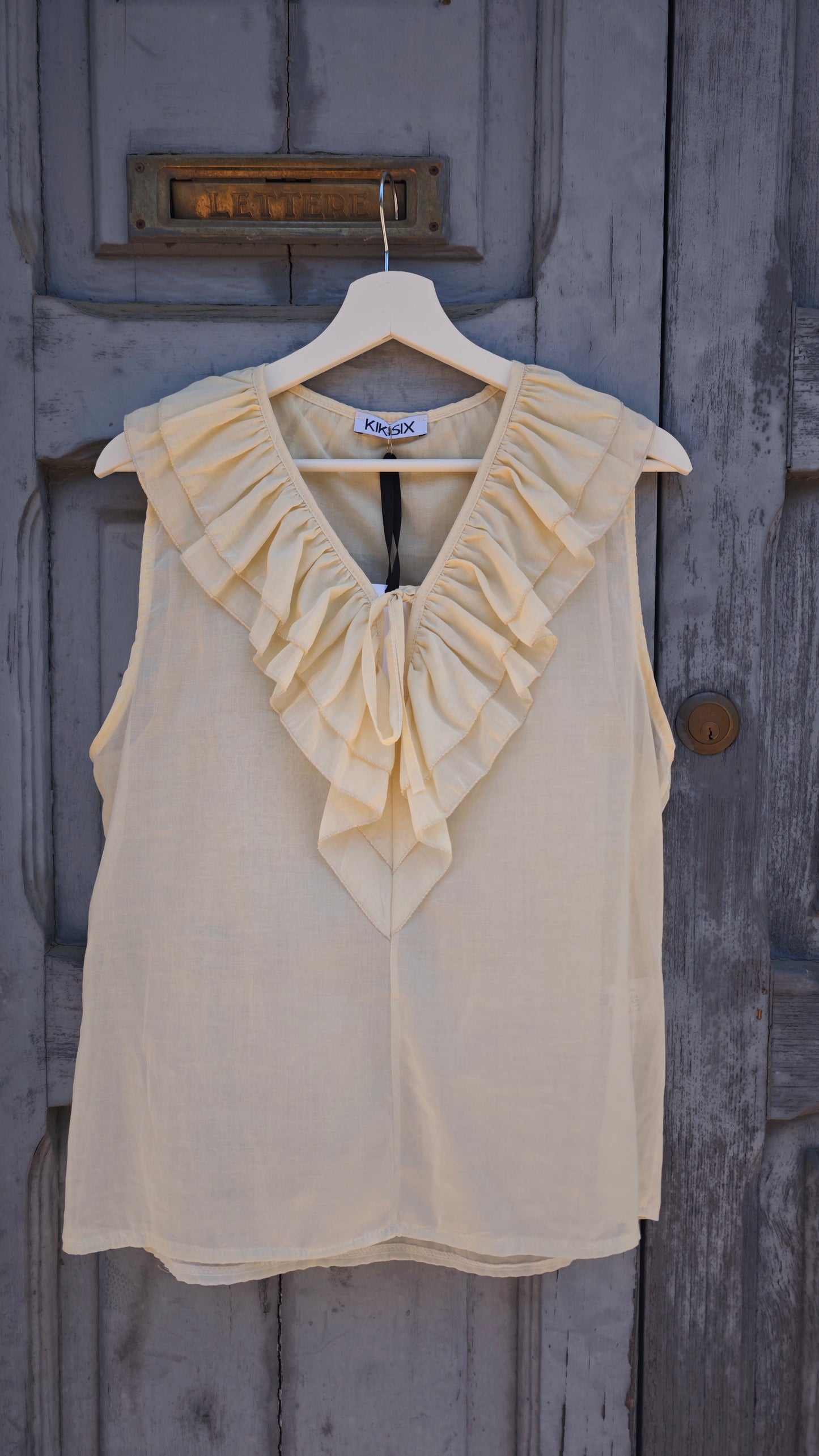 Blusa Smanicata con scollo a V e Rouge -50%