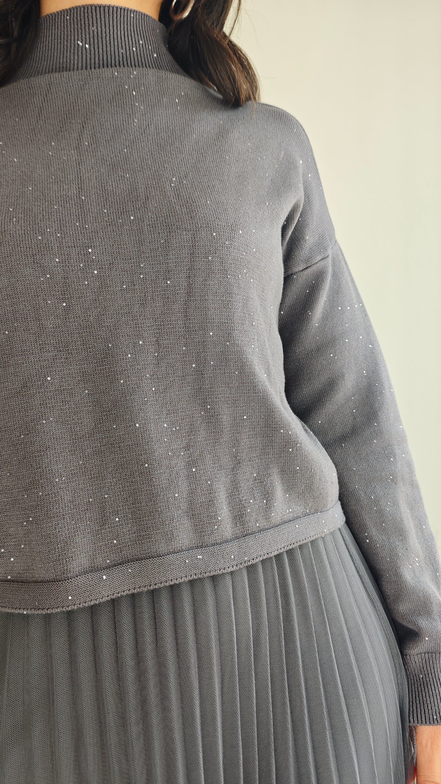 Abito Midi con Maglia dolce vita  e Gonna Plissé in Tulle due in uno -43%