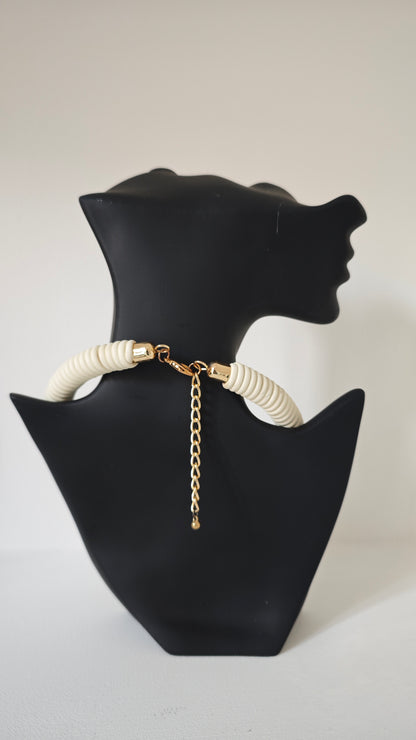 Collana in Gomma