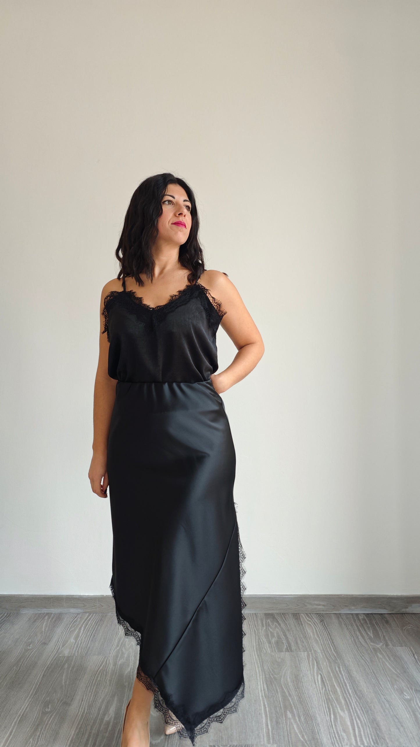 Gonna Midi con ricamo in pizzo -40%