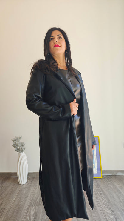 Trench lungo in similpelle -33%