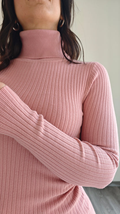 Maglia collo Alto a Costine Elasticizzata -32%