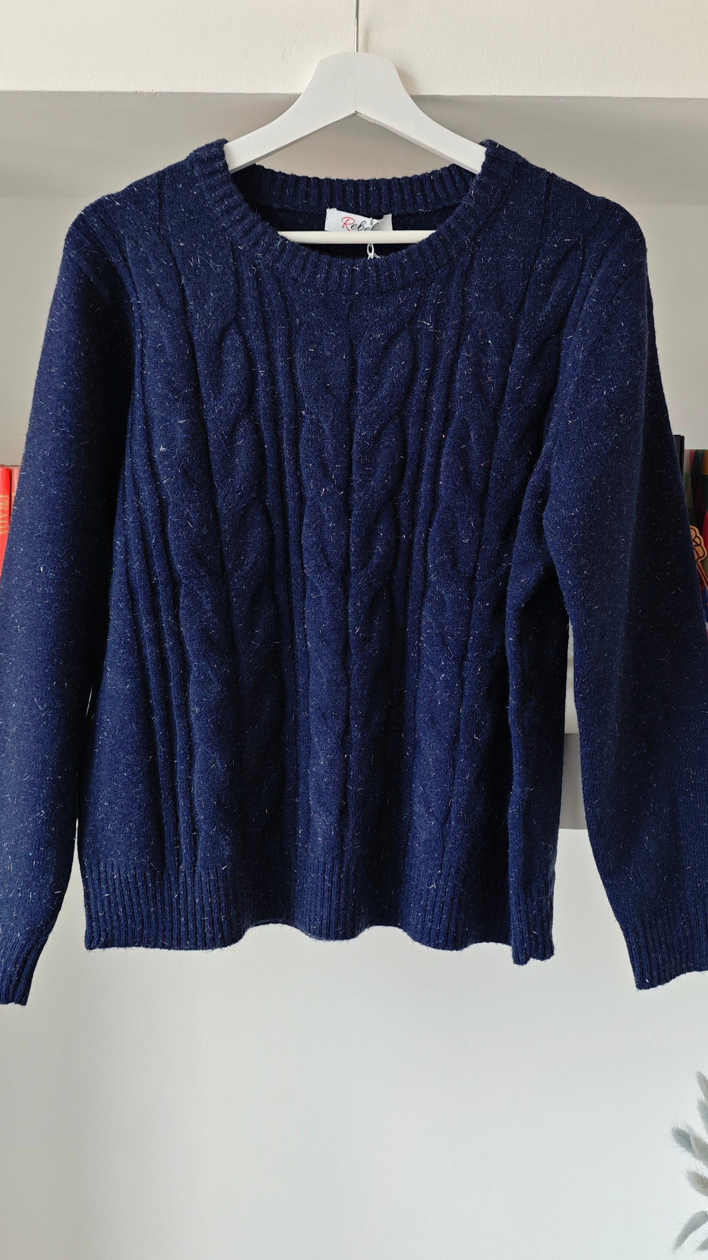 Maglia con Lavorazione a Trecce e inserti in Lurex -20%