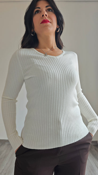 Maglia a Manica Lunga con Scollo a V a Costine Elasticizzata -30%