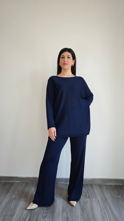 Maglia Blu oversize in maglia sottile di viscosa -50%