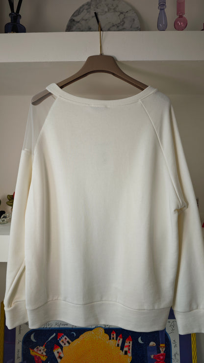 Felpa Garzata con inserto tulle sulla spalla e Spilla -50%