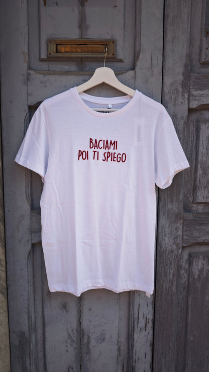 T-shirt Mezza Manica (Baciami poi ti spiego) -50%