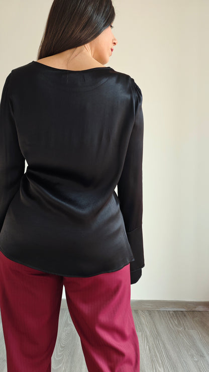 Blusa manica lunga con maniche a campana -50%